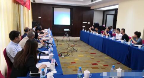 昆山市召開(kāi)“建筑外墻內(nèi)保溫材料選擇與應(yīng)用”座談會(huì)